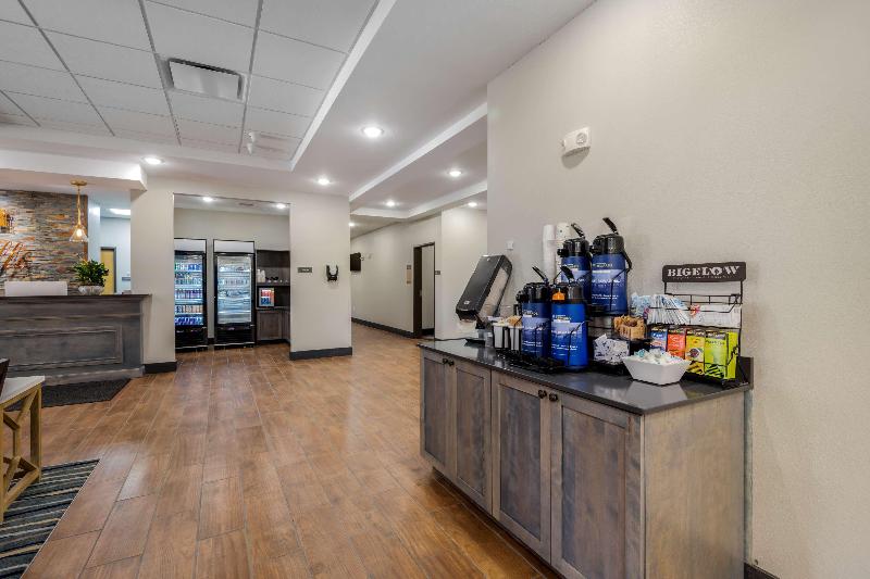 Best Western Plus Rumford Falls image