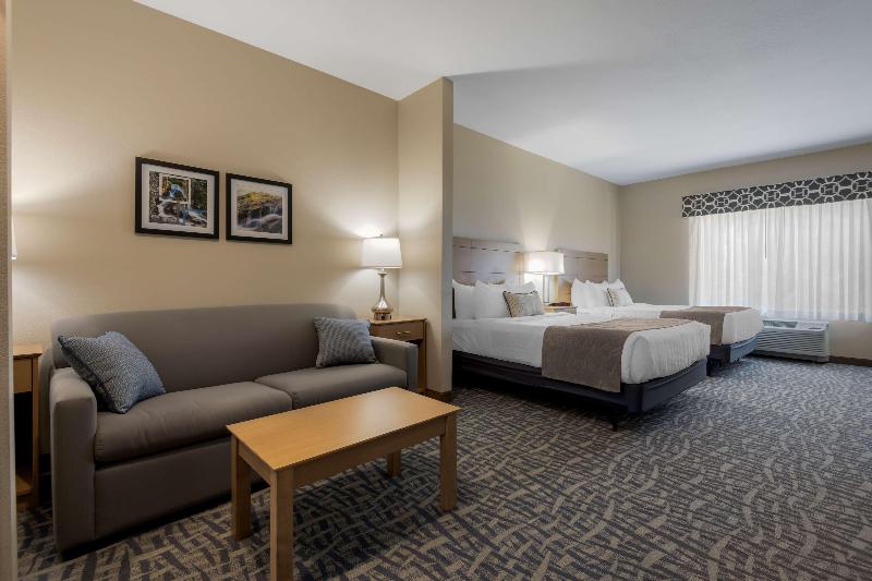 Best Western Plus Rumford Falls image 1