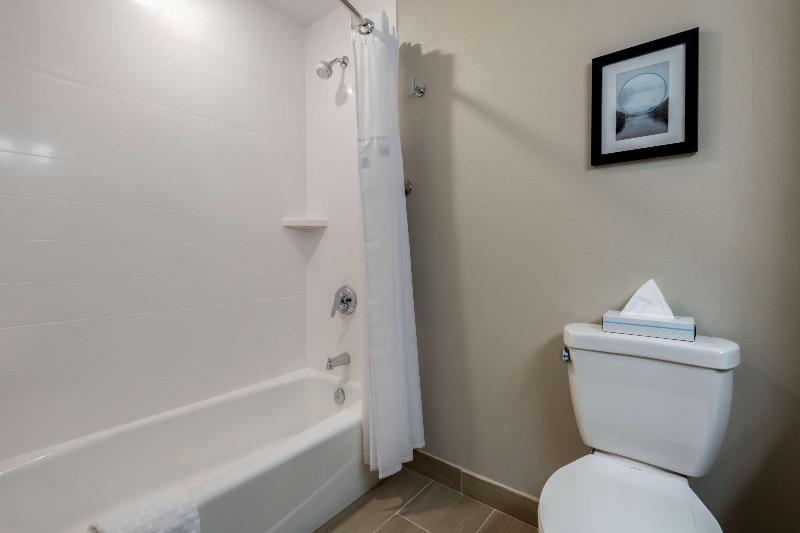 Best Western Plus Rumford Falls image