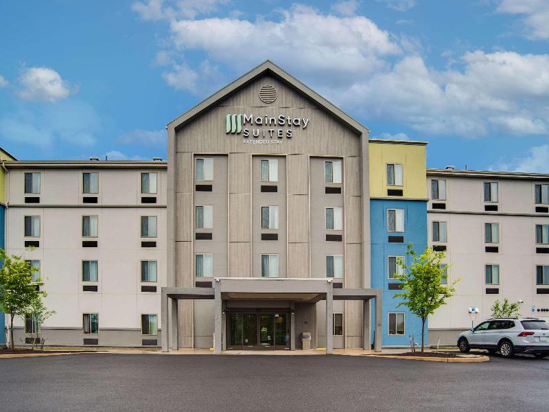 MainStay Suites Carlisle image
