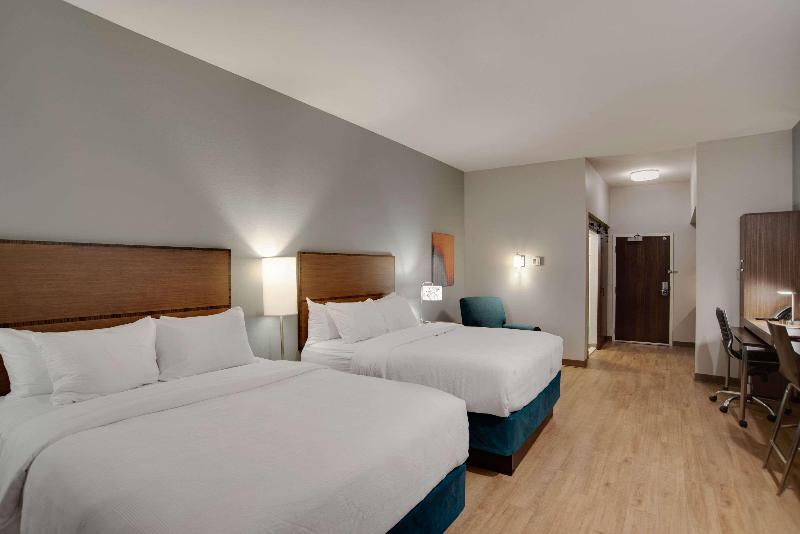MainStay Suites Carlisle image