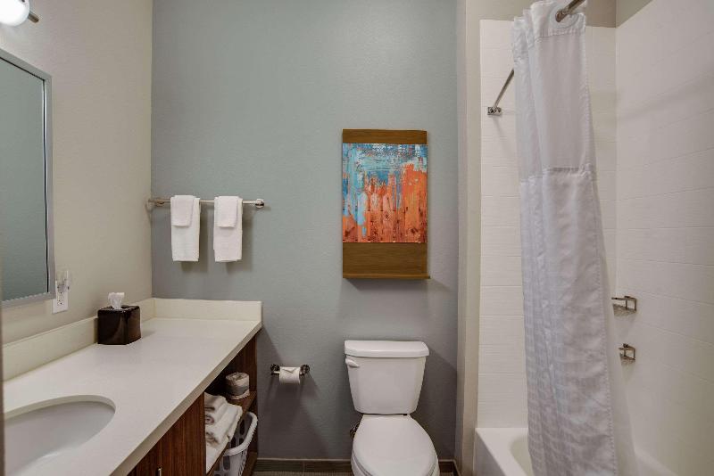 MainStay Suites Carlisle image