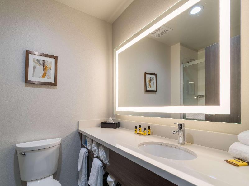 Best Western Plus Tacoma Hotel image