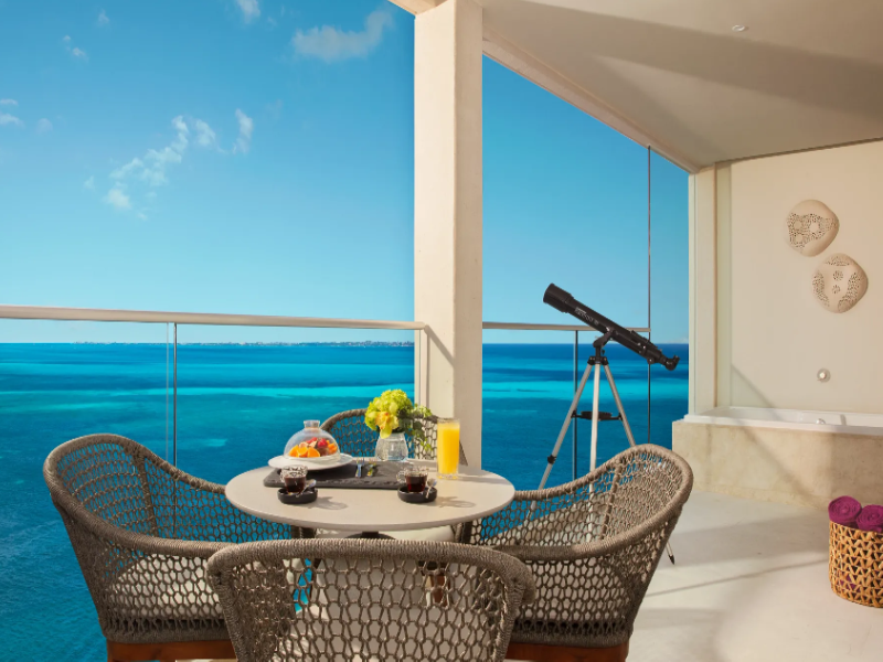 Breathless Cancun Soul Resort & Spa image