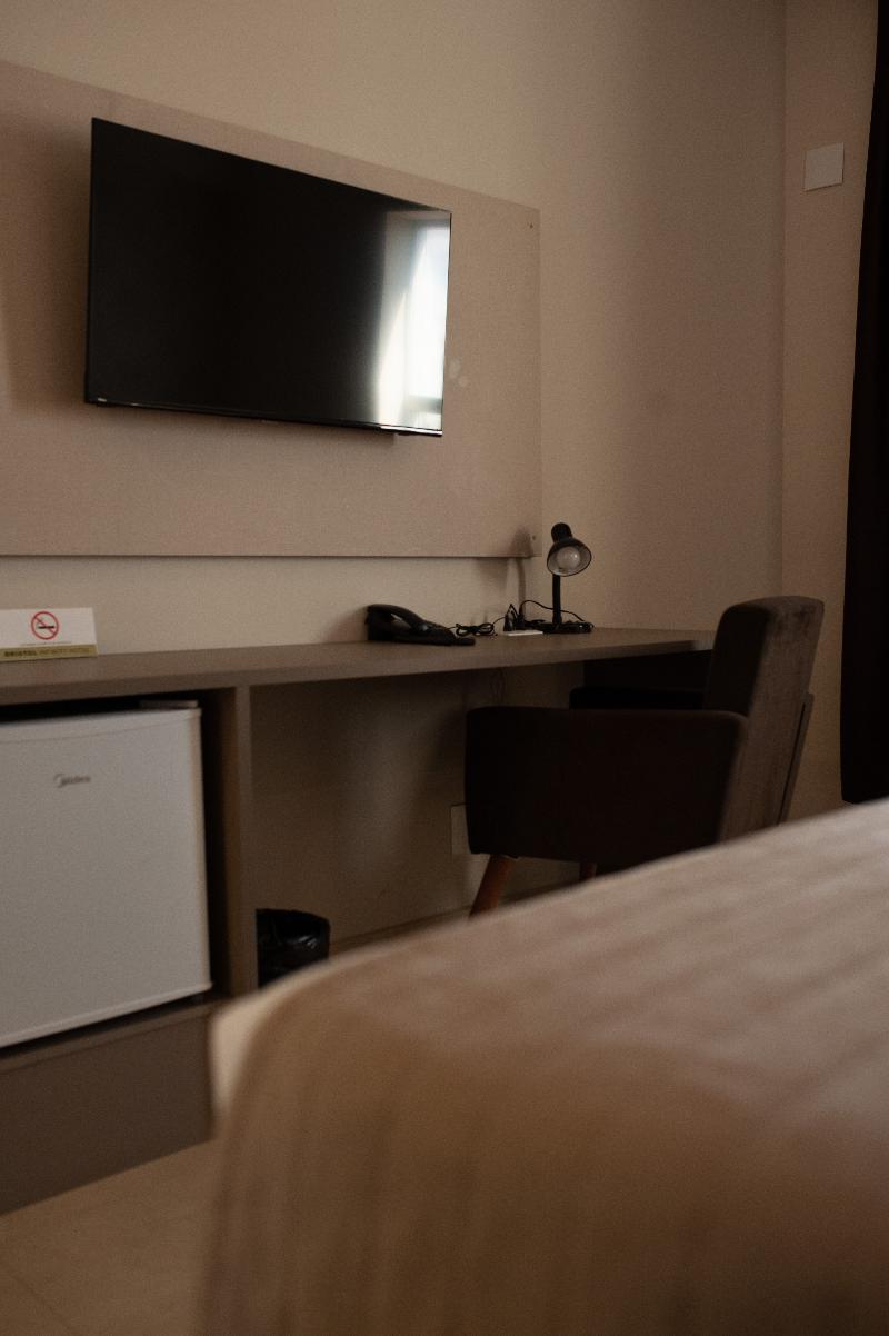 Bristol Infinity Hotel image