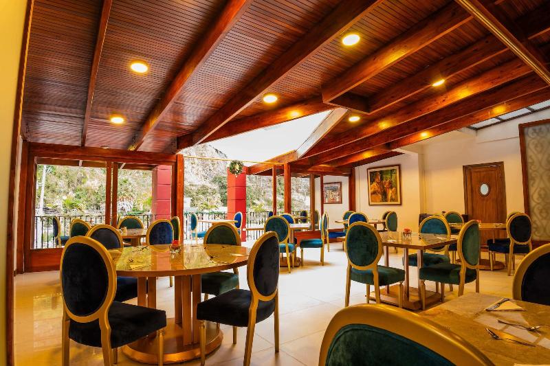 Sangay Spa Hotel image