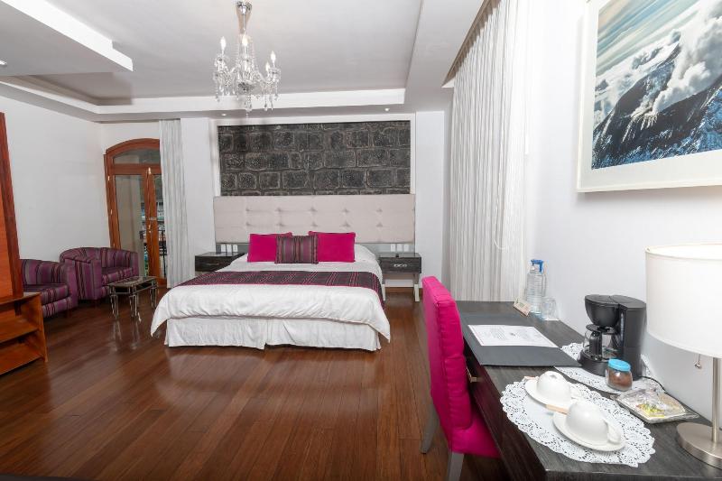 Sangay Spa Hotel image