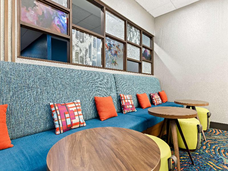 Hampton Inn Longview image