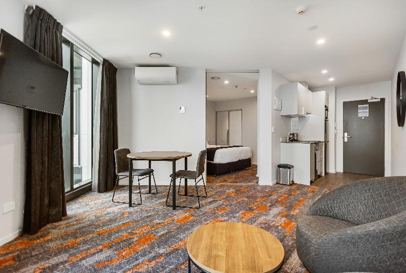 Ramada by Wyndham Newmarket Auckland image