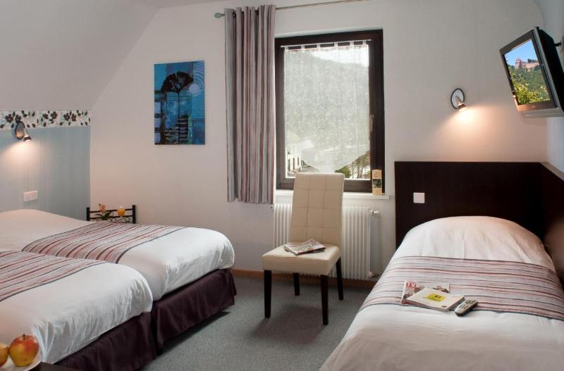 Logis Hotel Des Vosges image