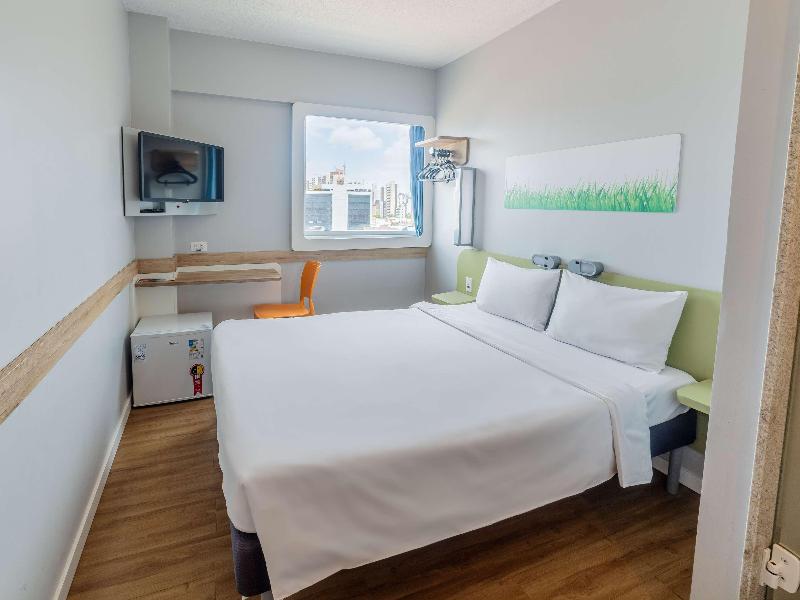 ibis Budget Fortaleza Praia de Iracema image