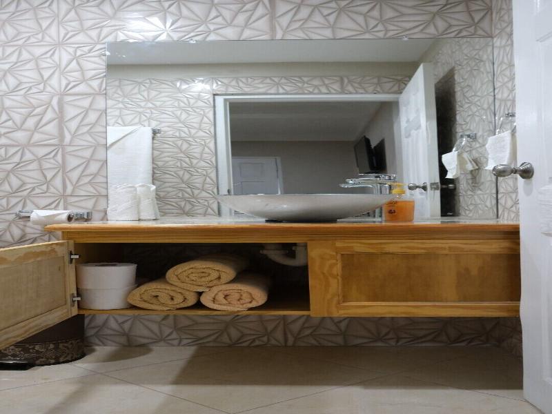 Hillview Apartments image