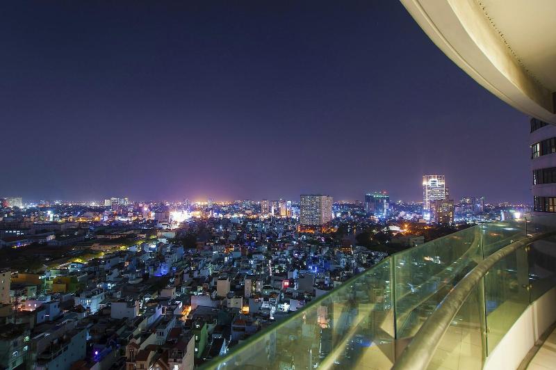 Saigon City View Apartment & Pool