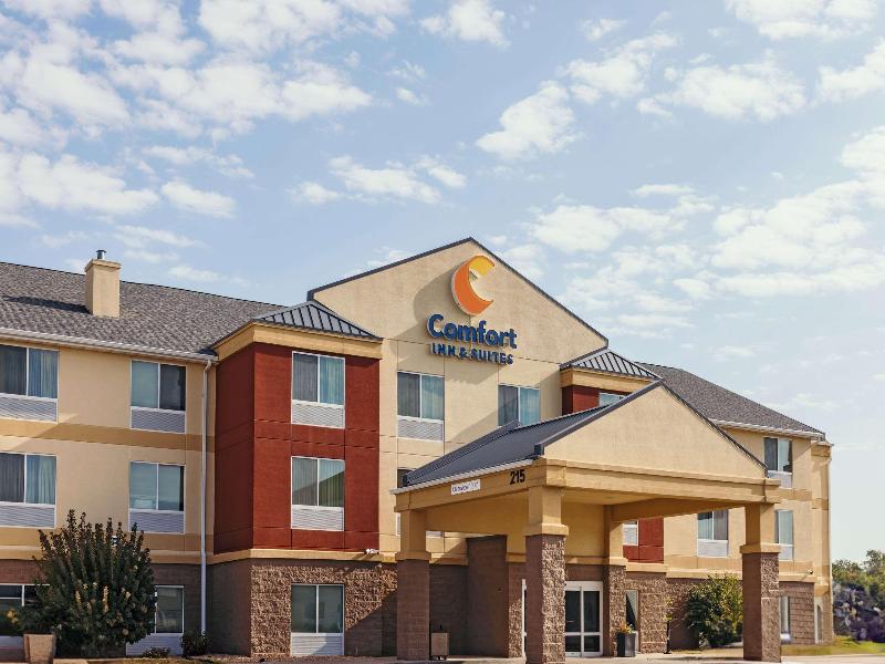 Comfort Inn & Suites Ankeny - Des Moines image