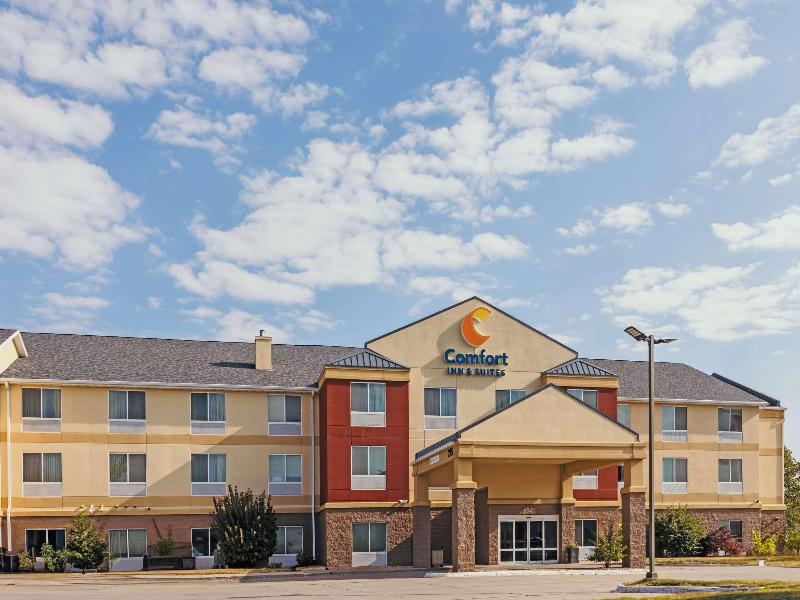 Comfort Inn & Suites Ankeny - Des Moines image