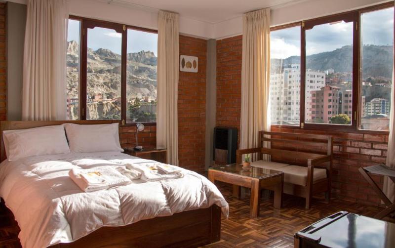 Qhini Hotel Boutique image