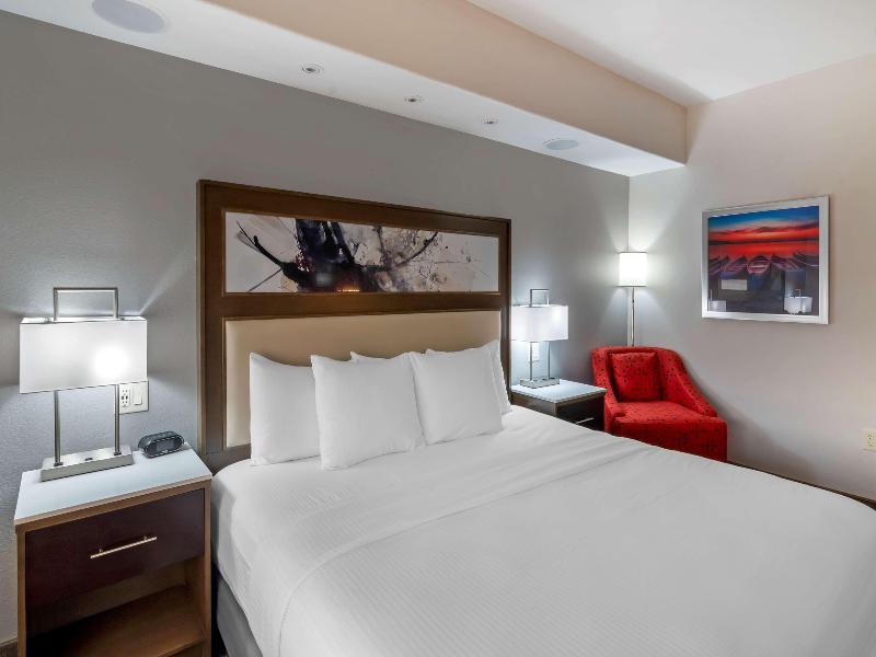 Best Western Premier Liberty Inn & Suites  image