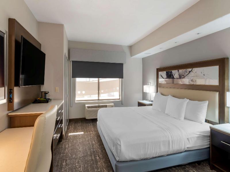Best Western Premier Liberty Inn & Suites  image