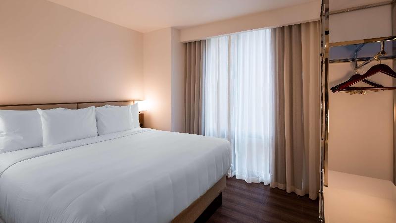 Best Western Premier Empire State Hotel image