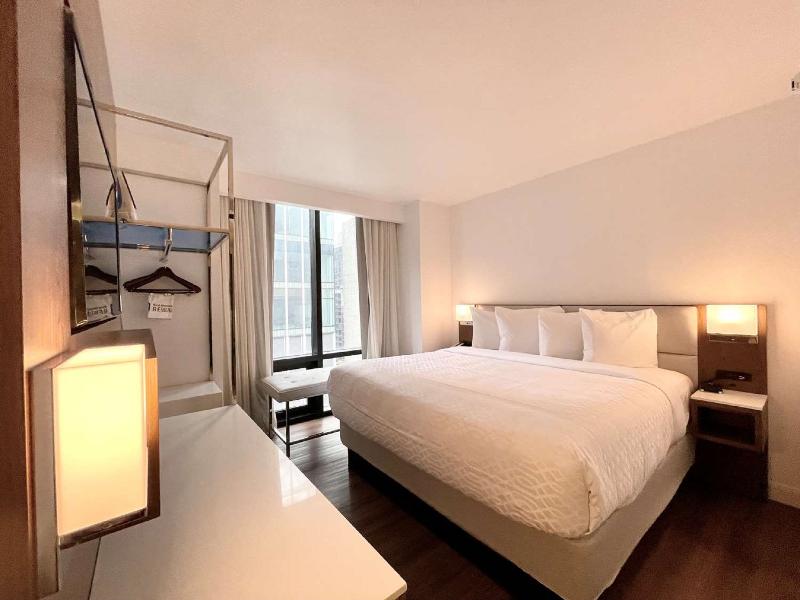 Best Western Premier Empire State Hotel image
