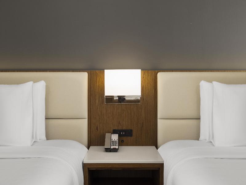 Best Western Premier Empire State Hotel image