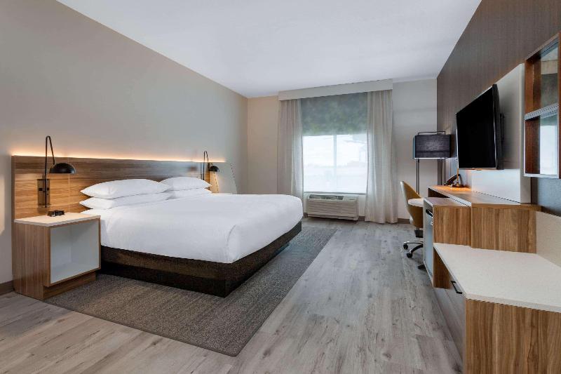Wyndham Garden Orlando Airport image