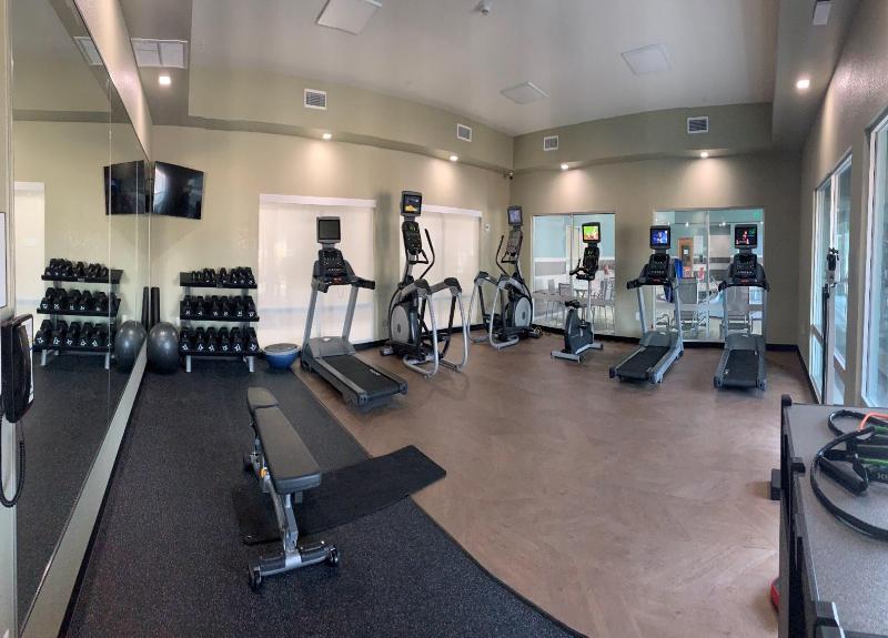 Holiday Inn Express & Suites Canon City By IHG image