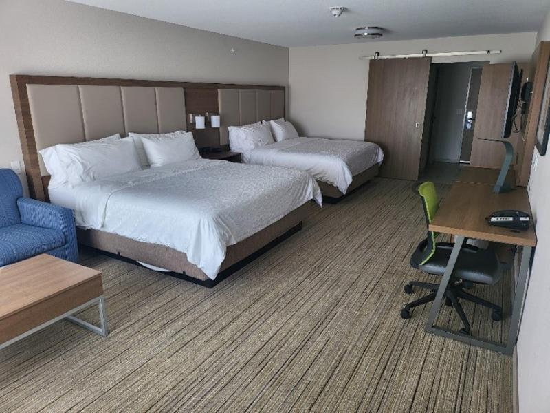 Holiday Inn Express & Suites Canon City By IHG image