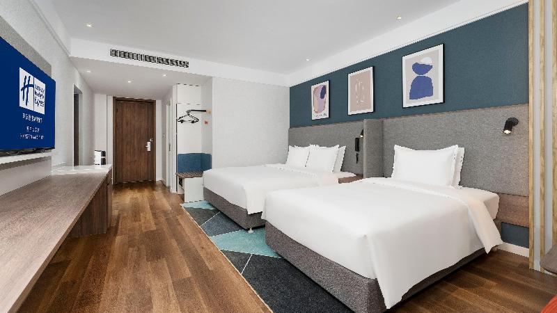 Holiday Inn Express Xining Railway Station image