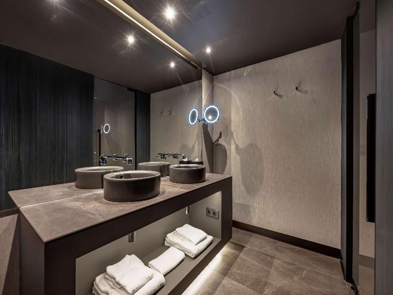 Hilton Porto Gaia image