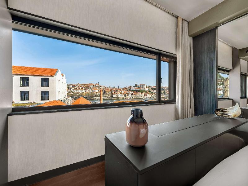 Hilton Porto Gaia image