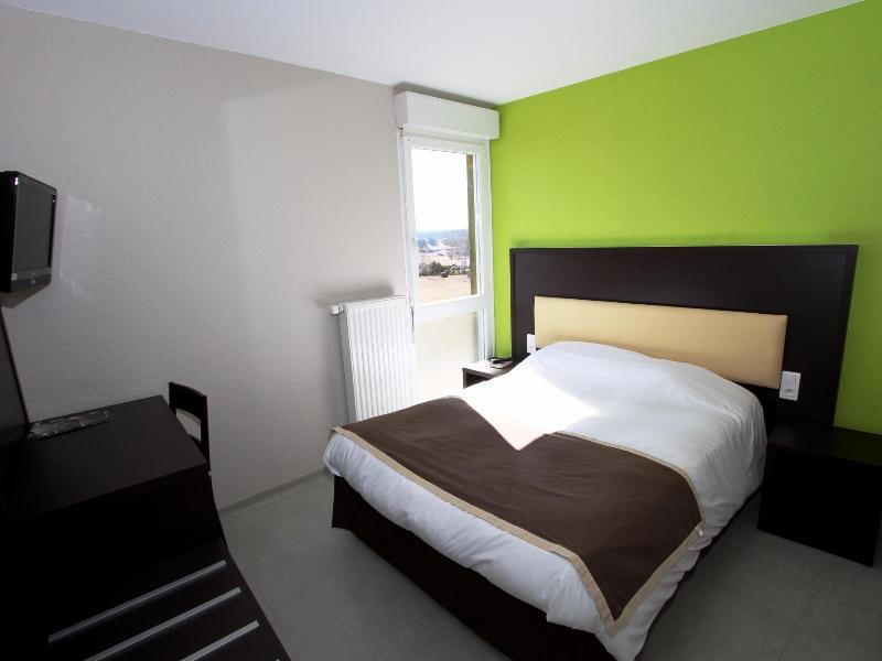 Logis Hotel Les Portes D'Apcher image