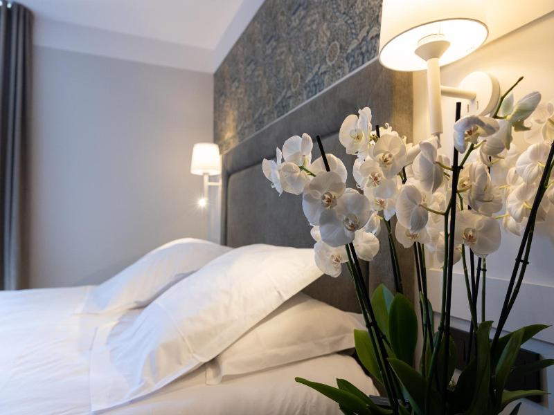 Logis Hotel Du Mouton image