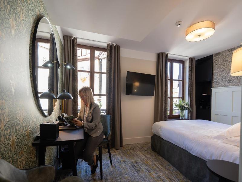 Logis Hotel Du Mouton image