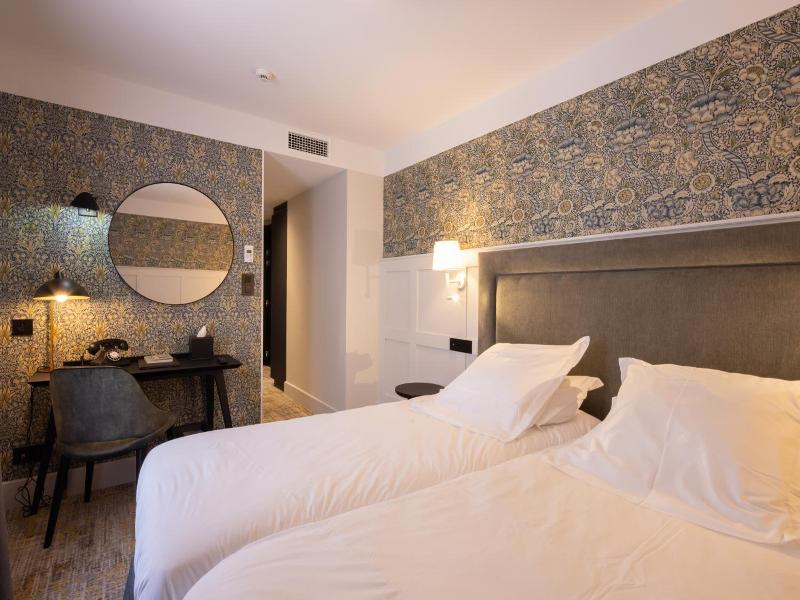 Logis Hotel Du Mouton image