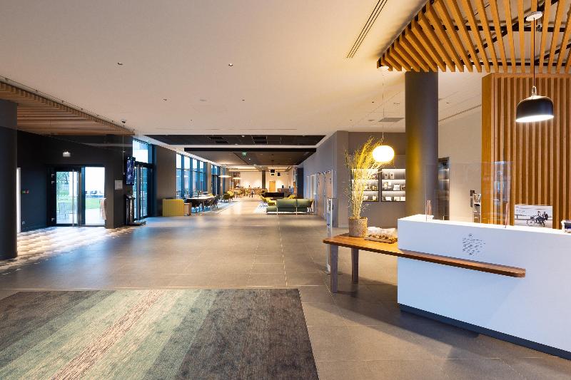 Holiday Inn Paris Cdg Airport