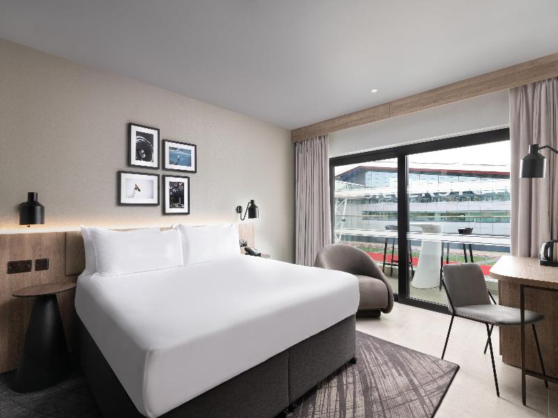 Hilton Garden Inn Silverstone, United Kingdom image