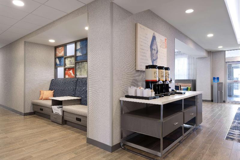 Hampton Inn & Suites St. Charles Old Town Area, MO photo 22