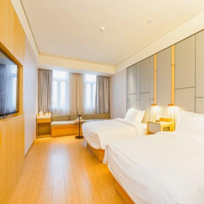 Bed room