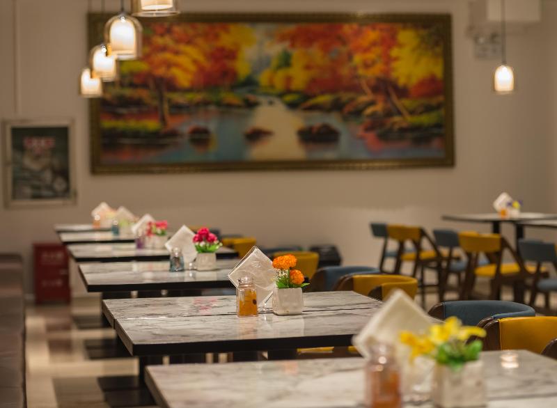 Hanting Hotel  Haining Haichang Road Railway Stati image