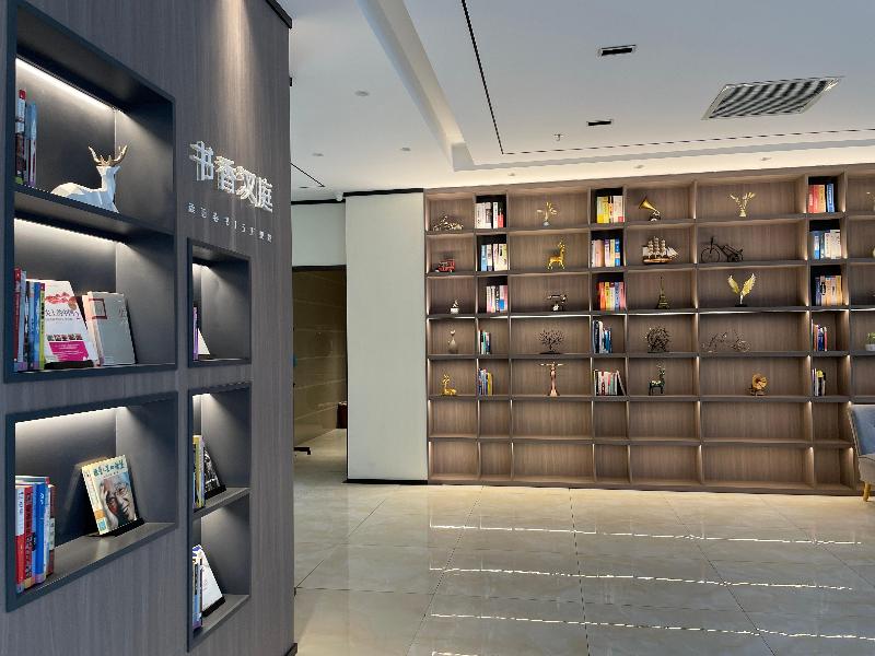 Hanting Hotel Zhuhai Qianshan Mingzhu South Road image