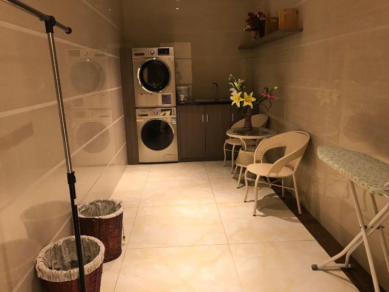 Hanting Hotel Zhuhai Qianshan Mingzhu South Road image