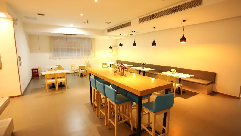 Hanting Hotel Kaili International Trade Shopping  image