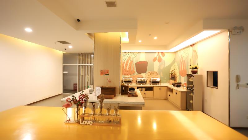 Hanting Hotel Kaili International Trade Shopping  image