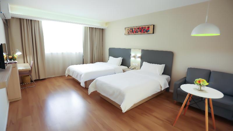 Hanting Hotel Kaili International Trade Shopping  image