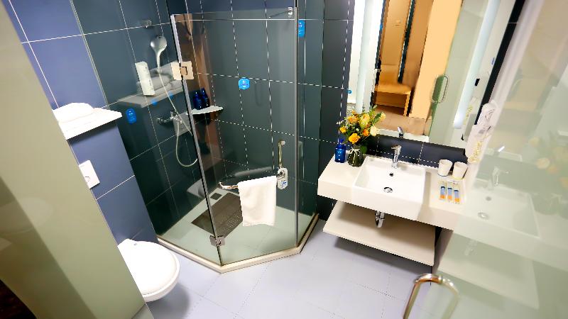 Hanting Hotel Kaili International Trade Shopping  image