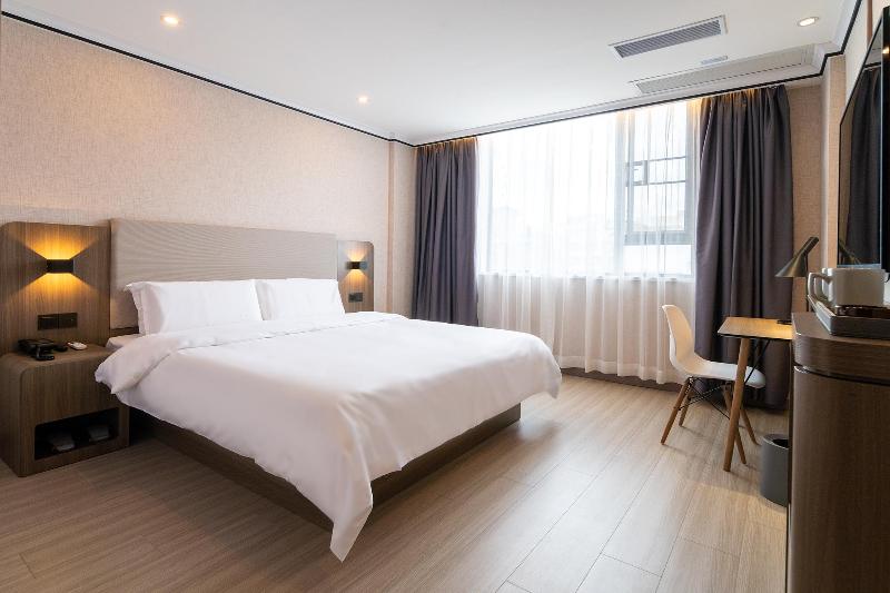 Hanting Hotel (Zhuhai Doumen Daxin Xinduhui Store) 5