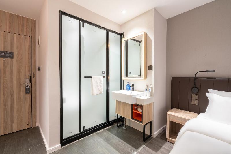 Hanting Hotel Guangzhou Dongpu Zhongshan Avenu 4