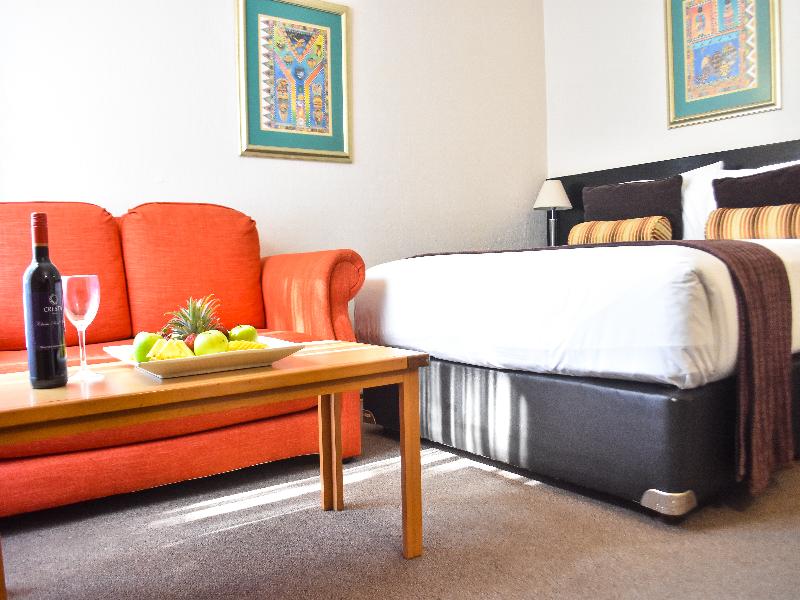 Cresta Bosele Hotel image