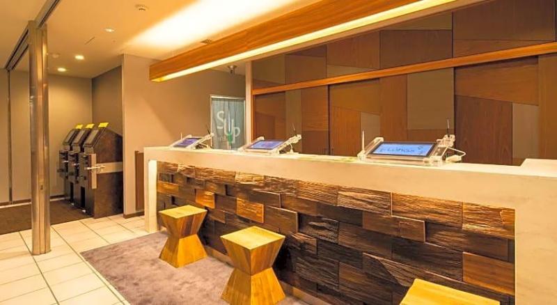 Super Hotel Shin Yokohama image